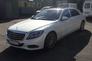 Аренда белого Maybach на свадьбу с водителем в Москве