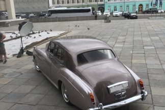 Bentley S3 - Rolls-Royce Silver Cloud III